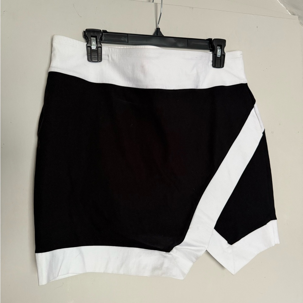 Jofit Black and White Asymmetrical Mini Skirt